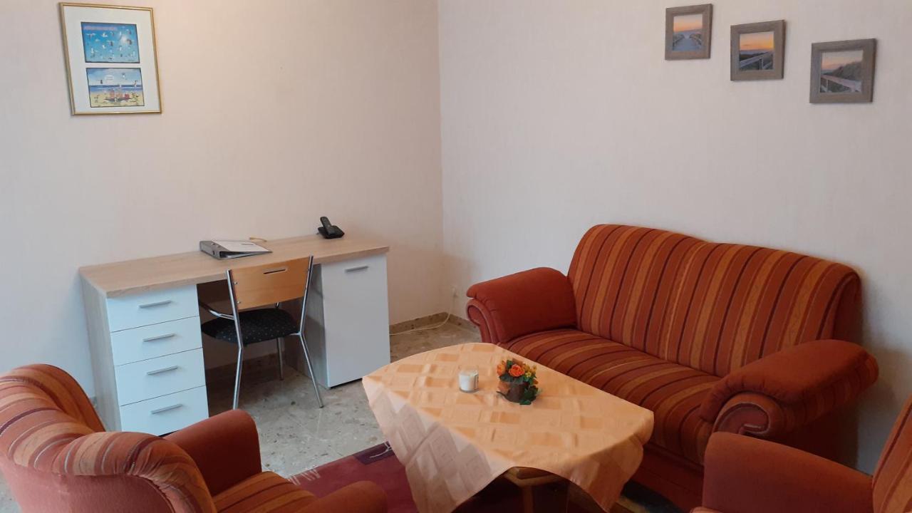 Preisbewusste Ferienwohnung Fuer 2 Personen U. Kleinkind Utarp Exteriér fotografie